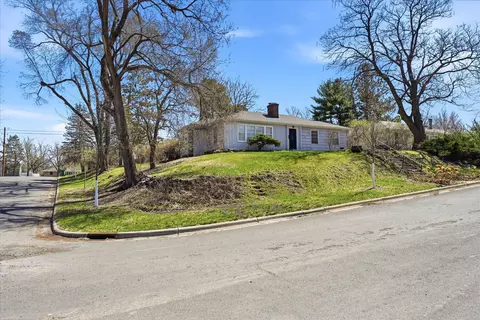 1601 Maryland Ave S, Saint Louis Park, MN 55426