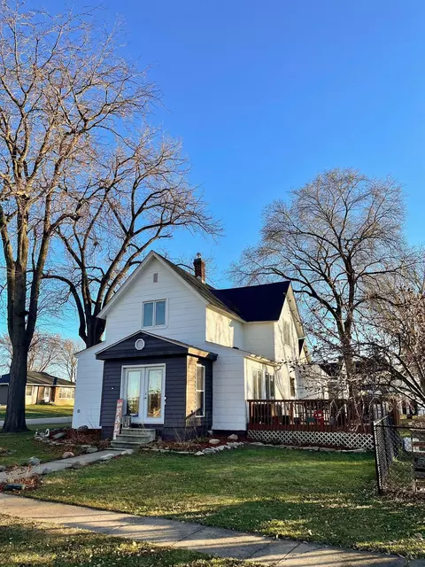 9630 Main St, Veseli, MN 55046
