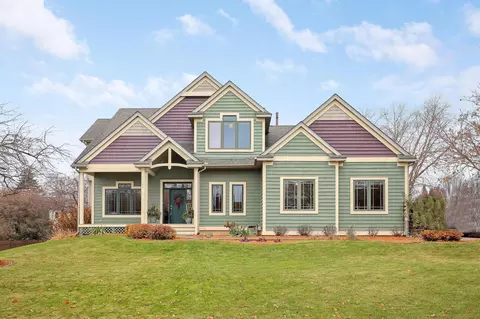 10908 203rd St W, Lakeville, MN 55044