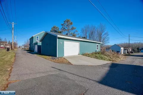 109 E Florida Ave, Gilbert, MN 55741 photo 37