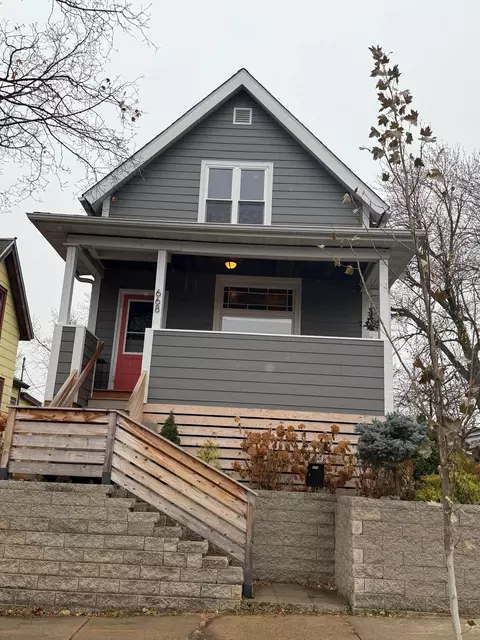 668 Cherokee Ave, Saint Paul, MN 55107