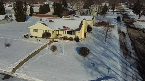 702 N 6th St, Lake City, MN 55041