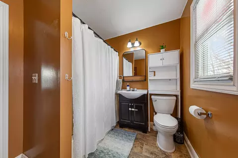 Bath - 322 8th St NW, Faribault, MN 55021 photo 2 of 3
