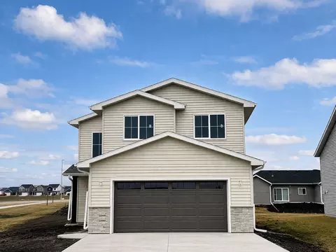 6299 87th Ave S, Horace, ND 58047