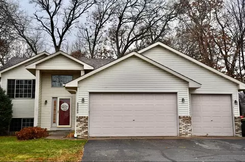 23582 Eidelweiss St NW, Saint Francis, MN 55070