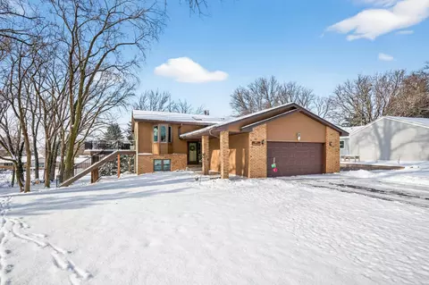 1871 Chardel Ct, West Saint Paul, MN 55118