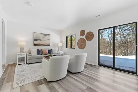 7504 Germane Trl, Apple Valley, MN 55124