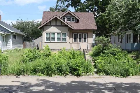 3750 Sheridan Ave N, Minneapolis, MN 55412