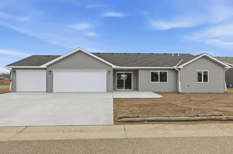 1701 Knottingham Dr, Sartell, MN 56377