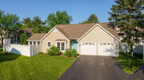 7526 W 111th St, Bloomington, MN 55438