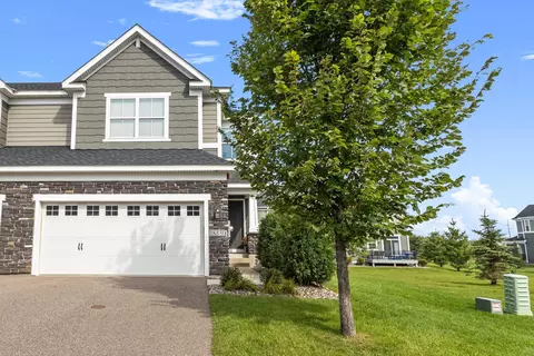 18330 Gladden Ln, Lakeville, MN 55044