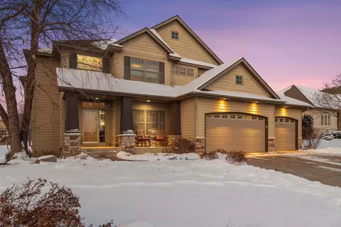 1740 Sandbar Cir, Waconia, MN 55387