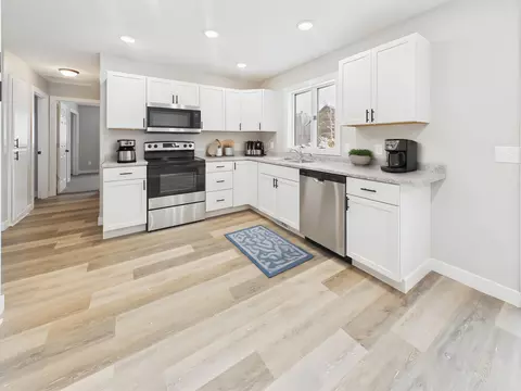 1403 Northway Pl, Saint Cloud, MN 56303 photo 3