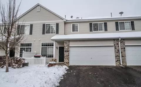 471 Frederick Cir #1503, Hastings, MN 55033