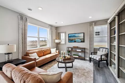 2391 Highview Ter, Shakopee, MN 55379