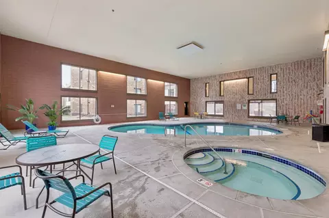 7510 Cahill Rd #317B, Edina, MN 55439