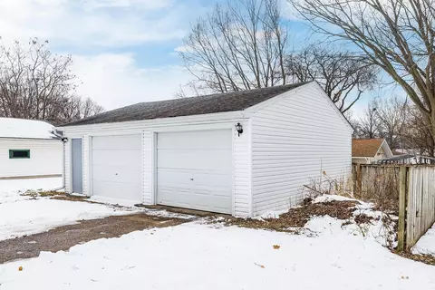 809 S 5th St, Saint Peter, MN 56082 photo 27