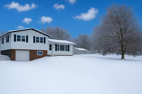 540 156th Ln NW, Andover, MN 55304