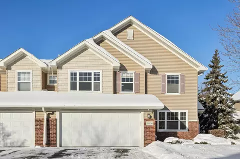 20330 Kensfield Trl #1504, Lakeville, MN 55044