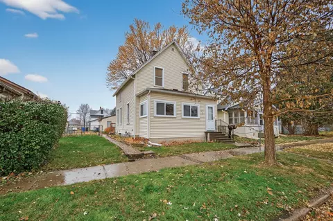 315 Osceola Ave S, Saint Paul, MN 55102