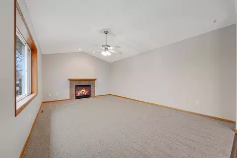 607 Miller Ct, Dundas, MN 55019 photo 23