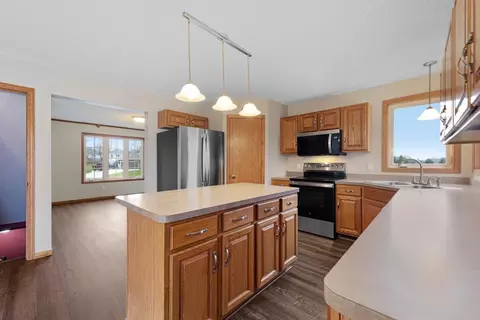 607 Miller Ct, Dundas, MN 55019 photo 14