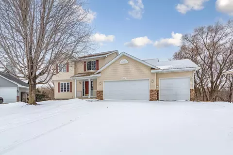 607 Miller Ct, Dundas, MN 55019 photo 2