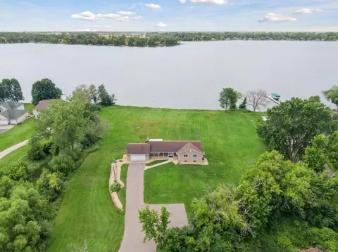 5281 217th St N, Forest Lake, MN 55025