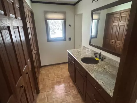 5564 E Danube Rd, Fridley, MN 55432 photo 5