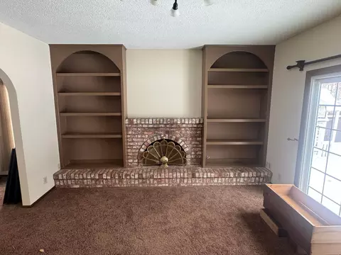 5564 E Danube Rd, Fridley, MN 55432 photo 3