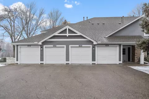 6974 Langford Ct #5, Edina, MN 55436