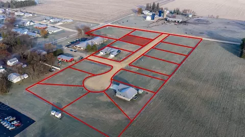 405 3rd St NW, Adams, MN 55909