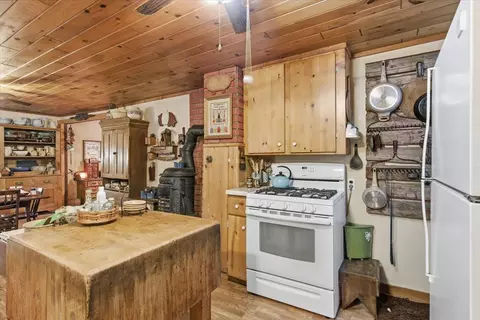 Kitchen - 2170 County Road 5 NW, Hackensack, MN 56452 photo 5 of 5