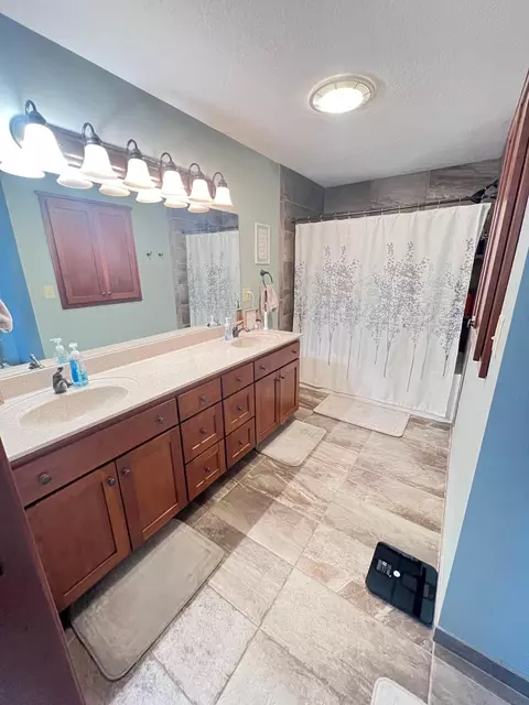 77226 230th St, Spring Valley, MN 55975 photo 10
