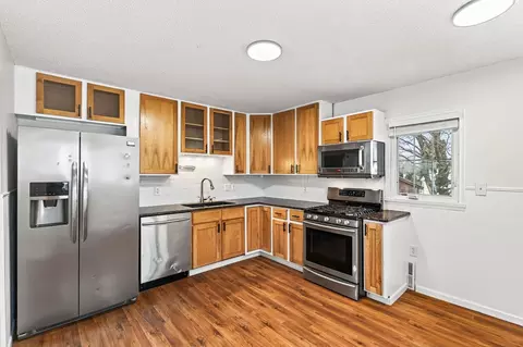 22 Mcclelland St N, Maplewood, MN 55119