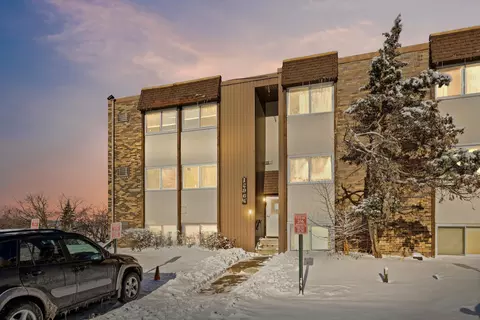12964 Nicollet Ave #301, Burnsville, MN 55337