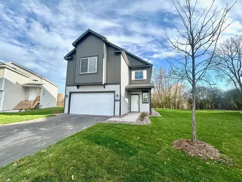 15921 Finale Ct N, Hugo, MN 55038