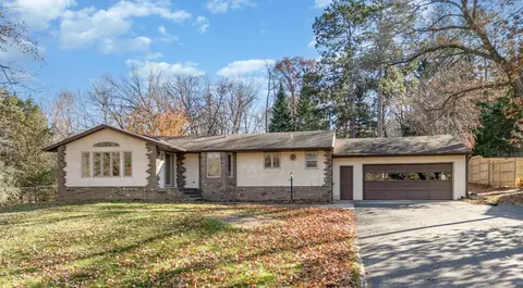 2355 Hay Creek Trl, Red Wing, MN 55066