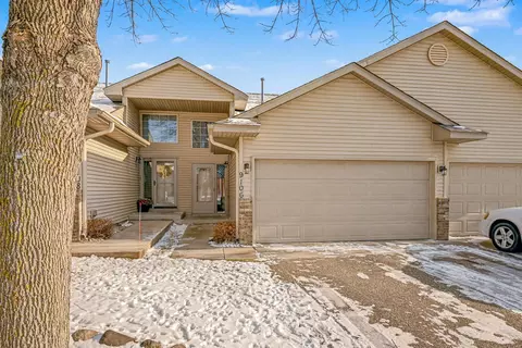 9106 Orchard Cir, Monticello, MN 55362