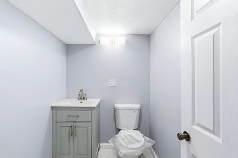 Bath - 9350 Roy Rd, Delano, MN 55328 photo 3 of 3