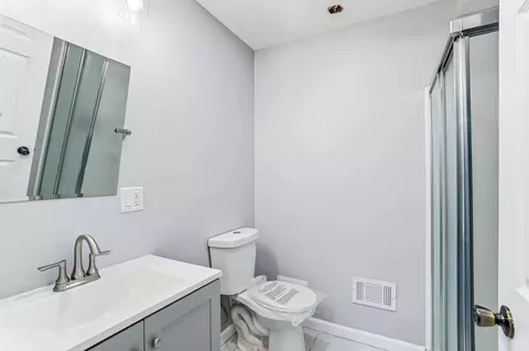 Bath - 9350 Roy Rd, Delano, MN 55328 photo 1 of 3