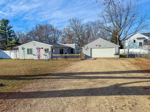 7580 Langly Ave S, Cottage Grove, MN 55016