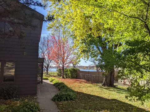 1759 Phalen Pl, Maplewood, MN 55109 photo 3