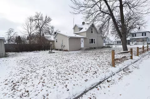 204 Conley Ave S, Thief River Falls, MN 56701
