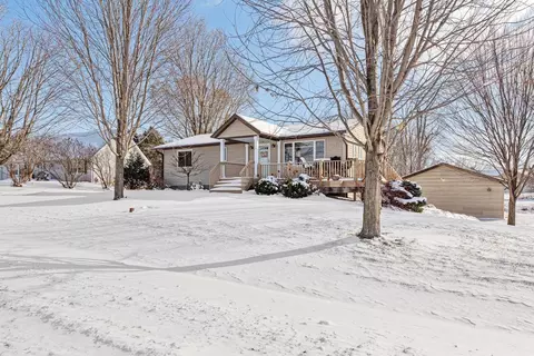 5414 Elkton Trl, Faribault, MN 55021
