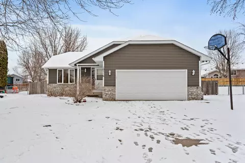 10716 Kalland Dr NE, Albertville, MN 55301