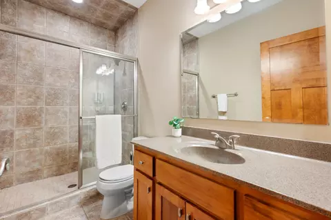 Bath - 1502 Epperstone Enclave, Byron, MN 55920 photo 6 of 6
