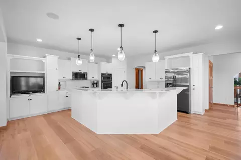 Kitchen - 1502 Epperstone Enclave, Byron, MN 55920 photo 2 of 5