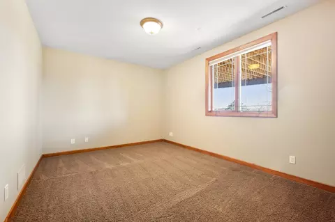 Bedroom - 1502 Epperstone Enclave, Byron, MN 55920 photo 6 of 7