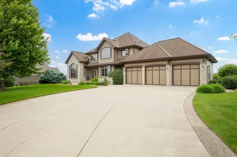 Exterior - 1502 Epperstone Enclave, Byron, MN 55920 photo 8 of 17